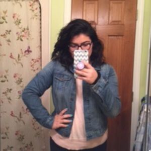 Meet your Posher, Roxana